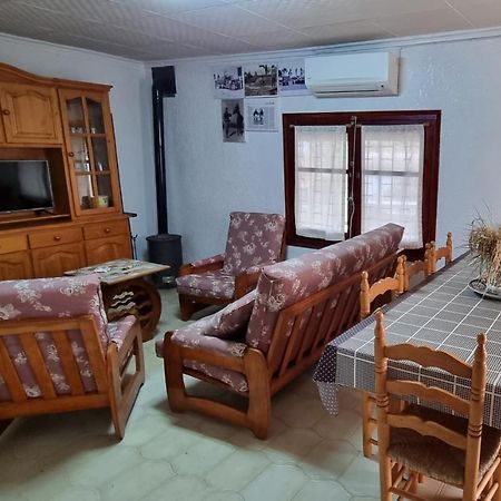 Casa Rural Carme De Nelis Deltebre Bagian luar foto